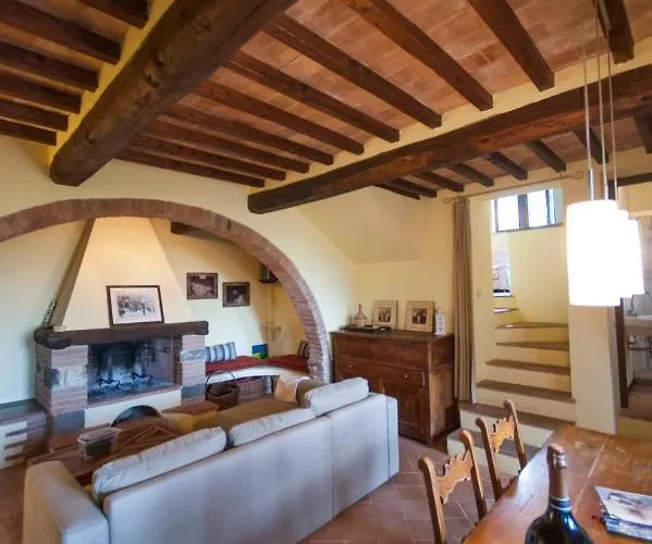 Podere Piazza Holiday home *